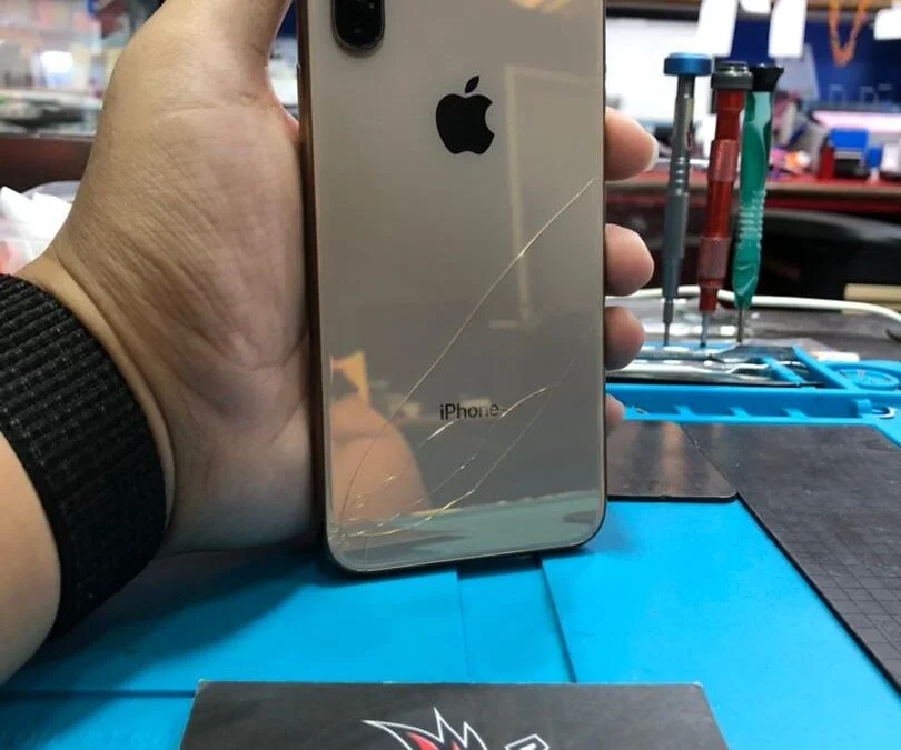 Repair iPhone 12 Pro Max Backglass Crack In KL - iPRO Ampang KL