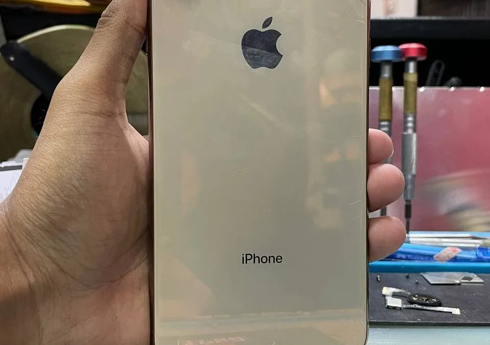 Repair iPhone 12 Pro Max Backglass Crack In KL - iPRO Ampang KL